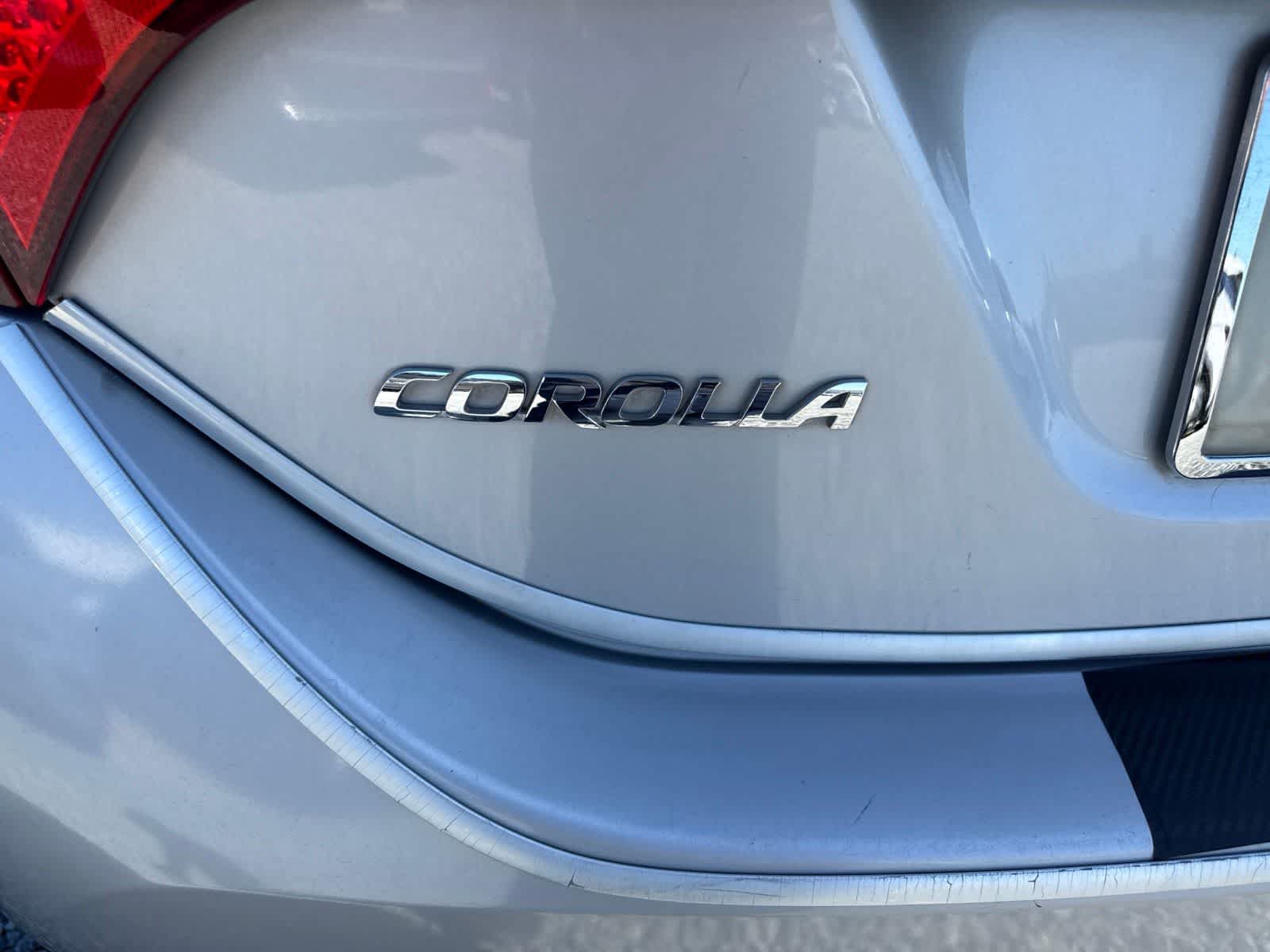 Used 2014 Toyota Corolla S Premium w/ Driver Convenience Package FWD image 14