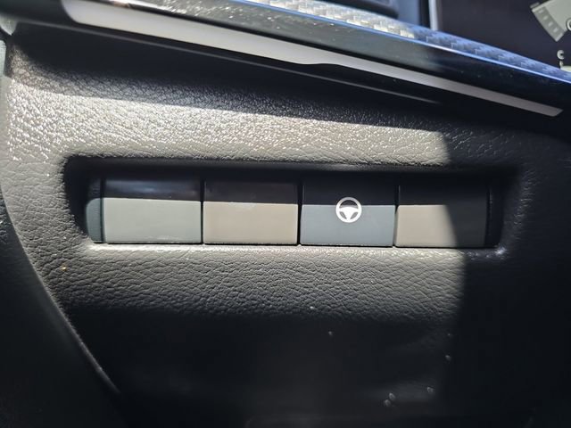 Certified 2025 Nissan Kicks SR w/ Illumination Package image 10