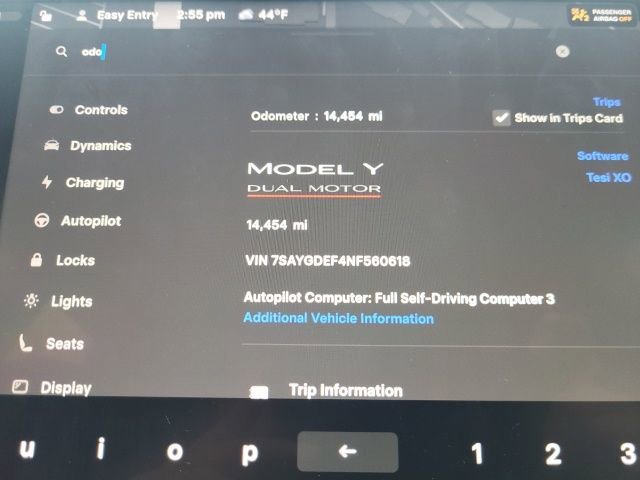 Used 2022 Tesla Model Y Performance image 21