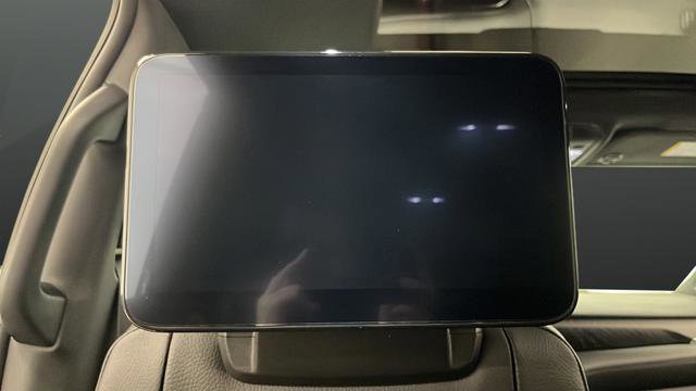 Used 2024 GMC Yukon XL Denali w/ Denali Reserve Package image 48