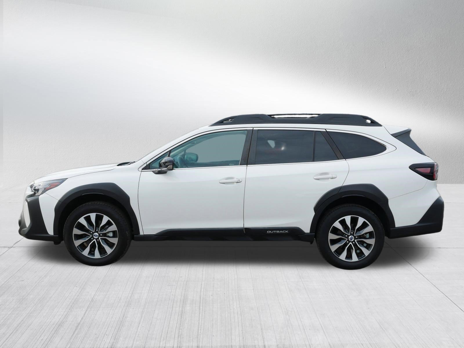 Certified 2023 Subaru Outback Limited XT AWD/4WD image 4