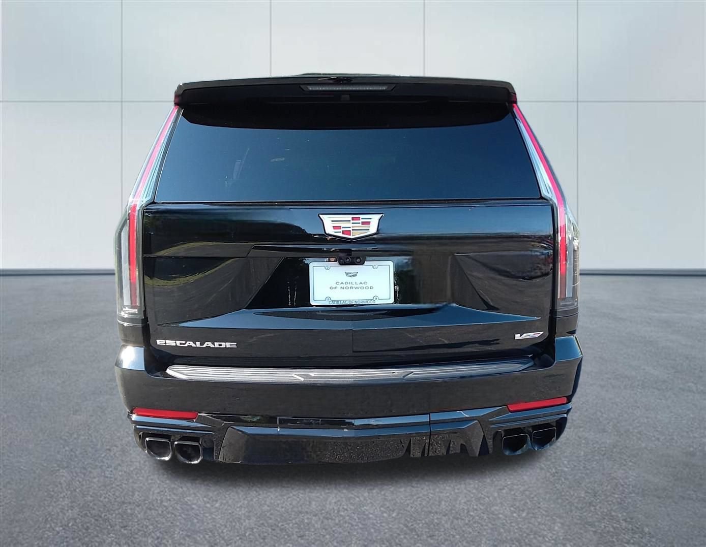 Used 2026 Cadillac Escalade ESV V AWD/4WD image 4