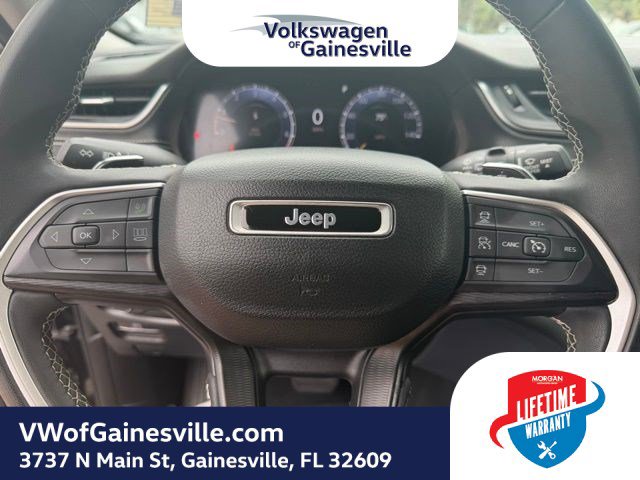 Used 2023 Jeep Grand Cherokee Laredo RWD image 24