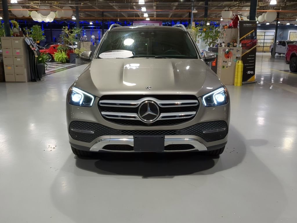 Used 2022 Mercedes-Benz GLE 350 4MATIC image 3