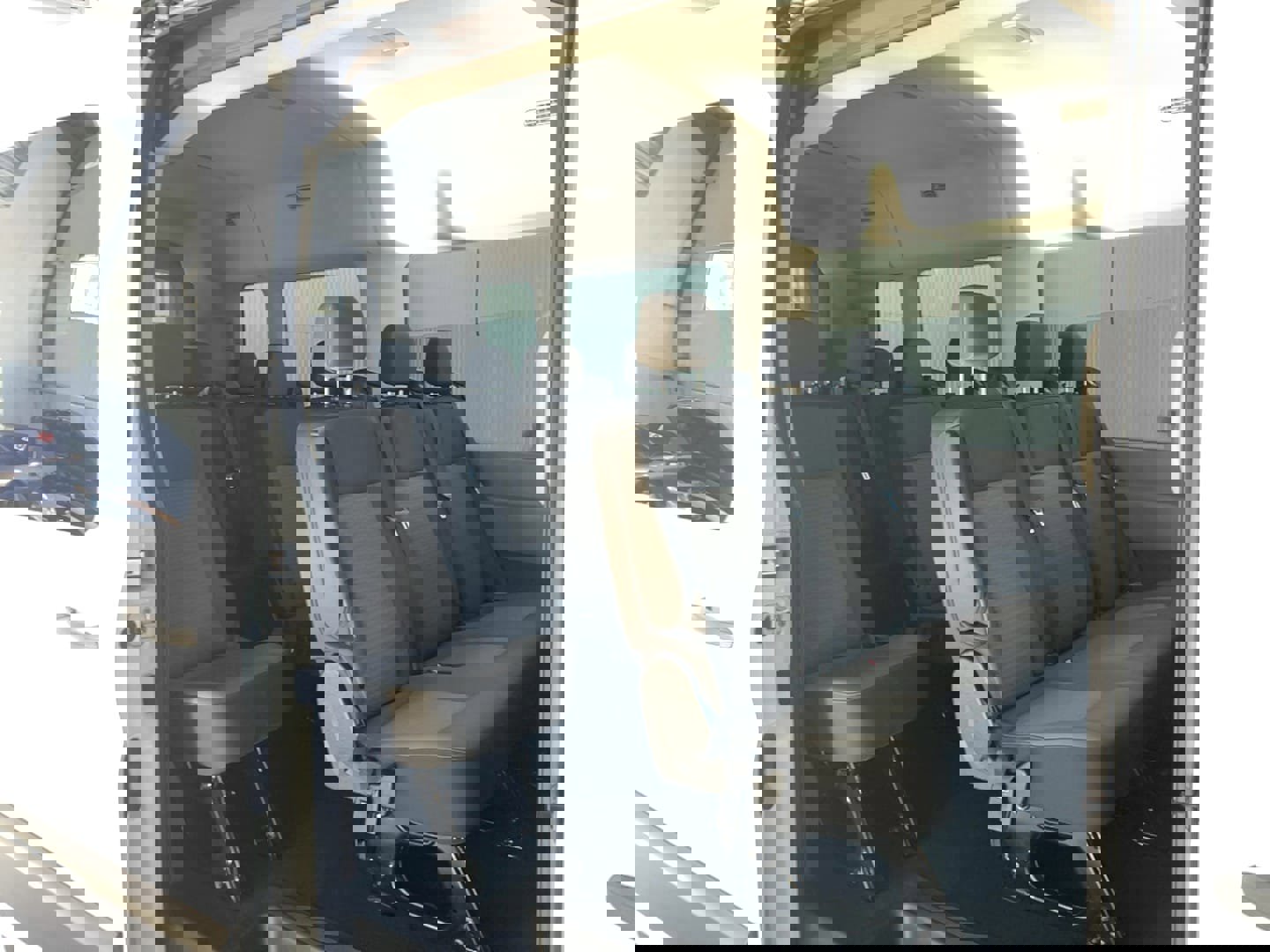 Used 2023 Ford Transit 350 XLT image 5