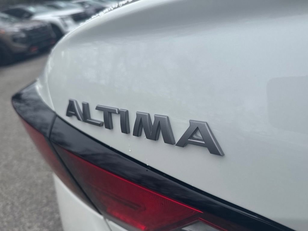 New 2026 Nissan Altima 2.5 SR image 40