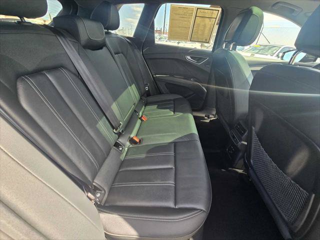 Used 2023 Audi Q4 e-tron Premium Plus w/ Premium Plus RWD image 13