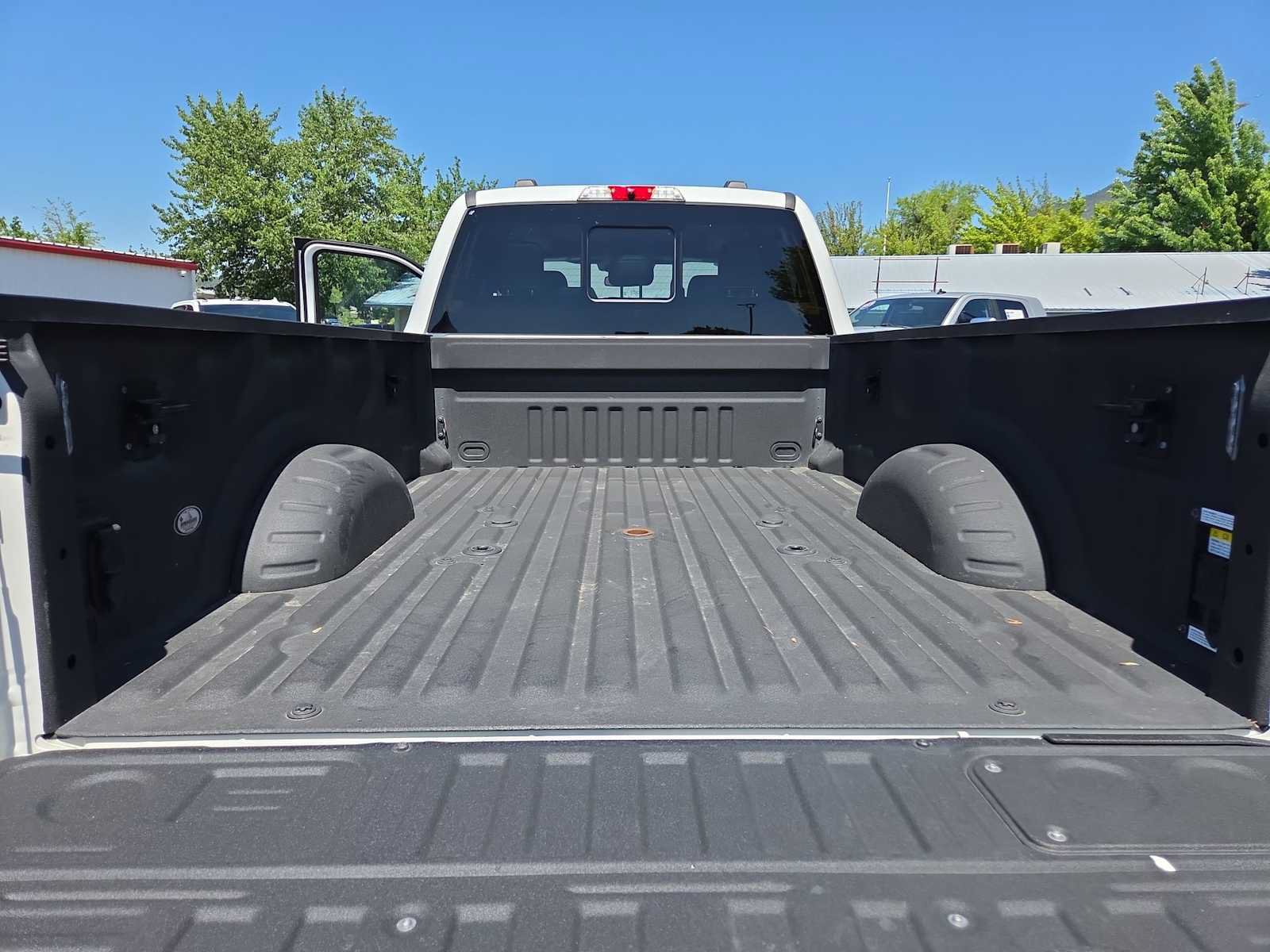 Used 2023 Ford F450 Limited w/ FX4 Off-Road Package AWD/4WD image 27
