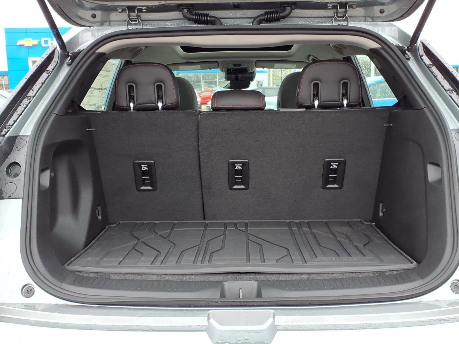 New 2027 Chevrolet Bolt RS w/ Technology Package image 15