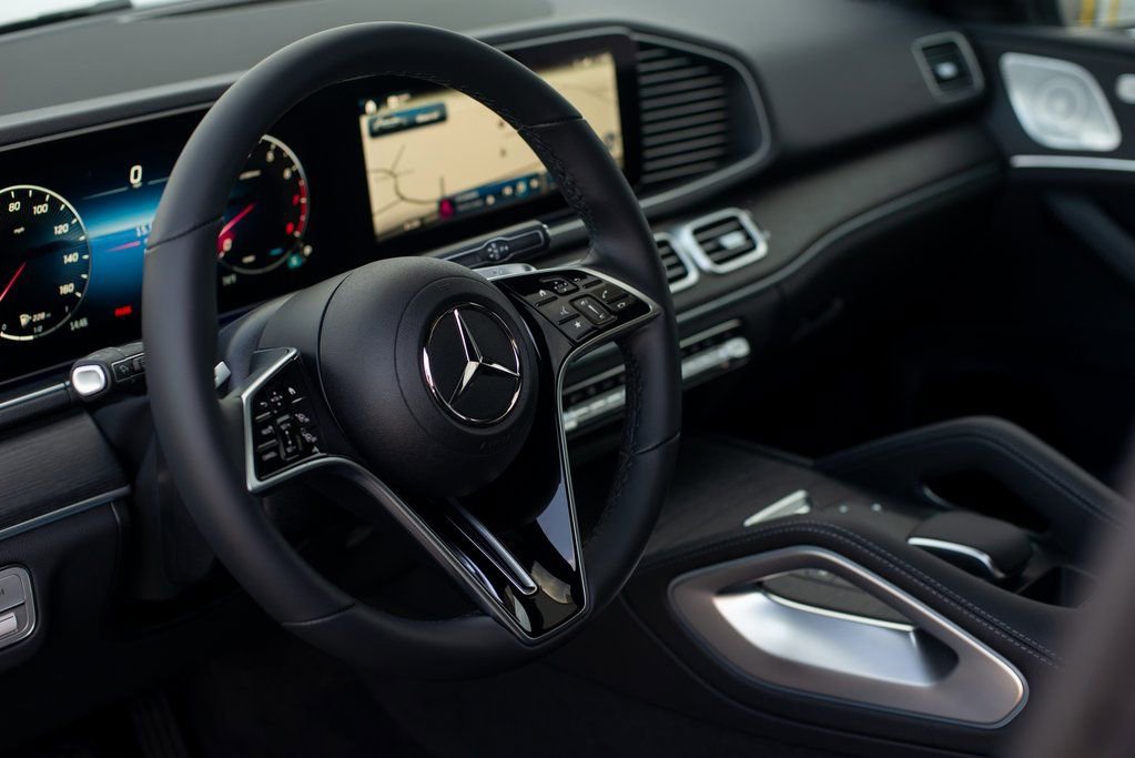 Used 2025 Mercedes-Benz GLE 450 4MATIC image 30