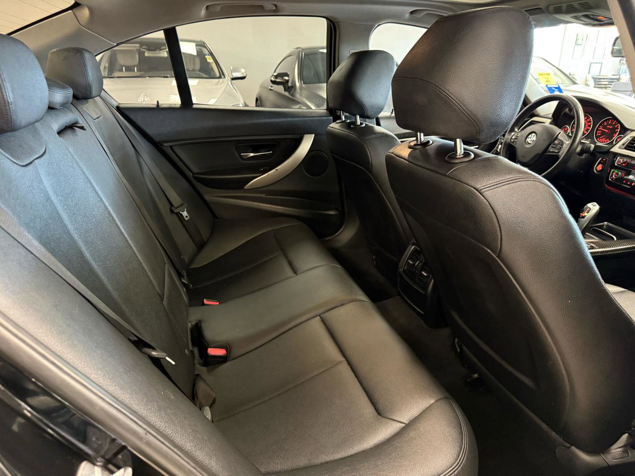 Used 2017 BMW 320i Sedan image 21