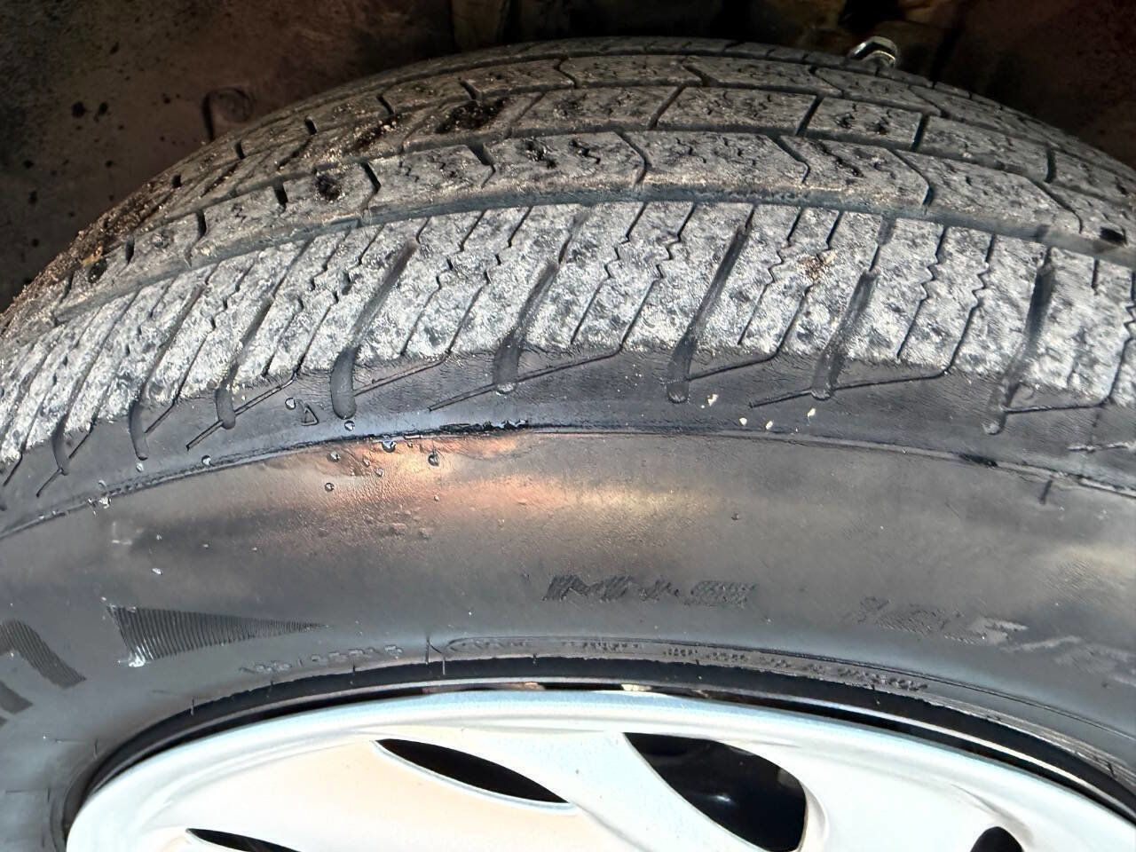 Used 2012 Nissan Versa 1.8 S image 29