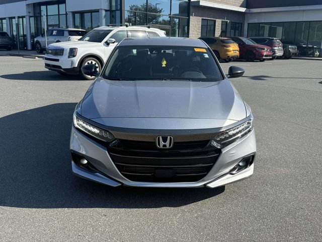 Used 2022 Honda Accord Sport image 2
