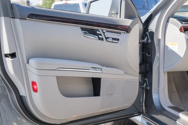 Used 2011 Mercedes-Benz S 550 image 40