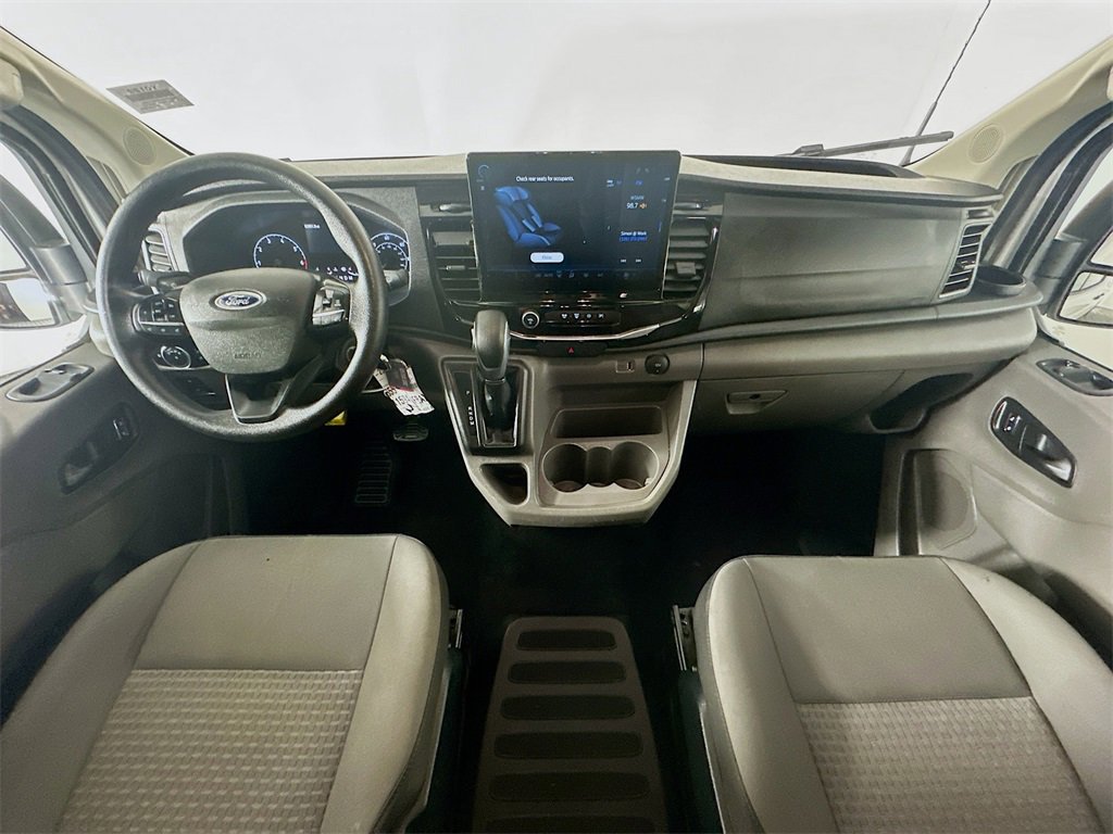 Used 2023 Ford Transit 350 XLT image 10