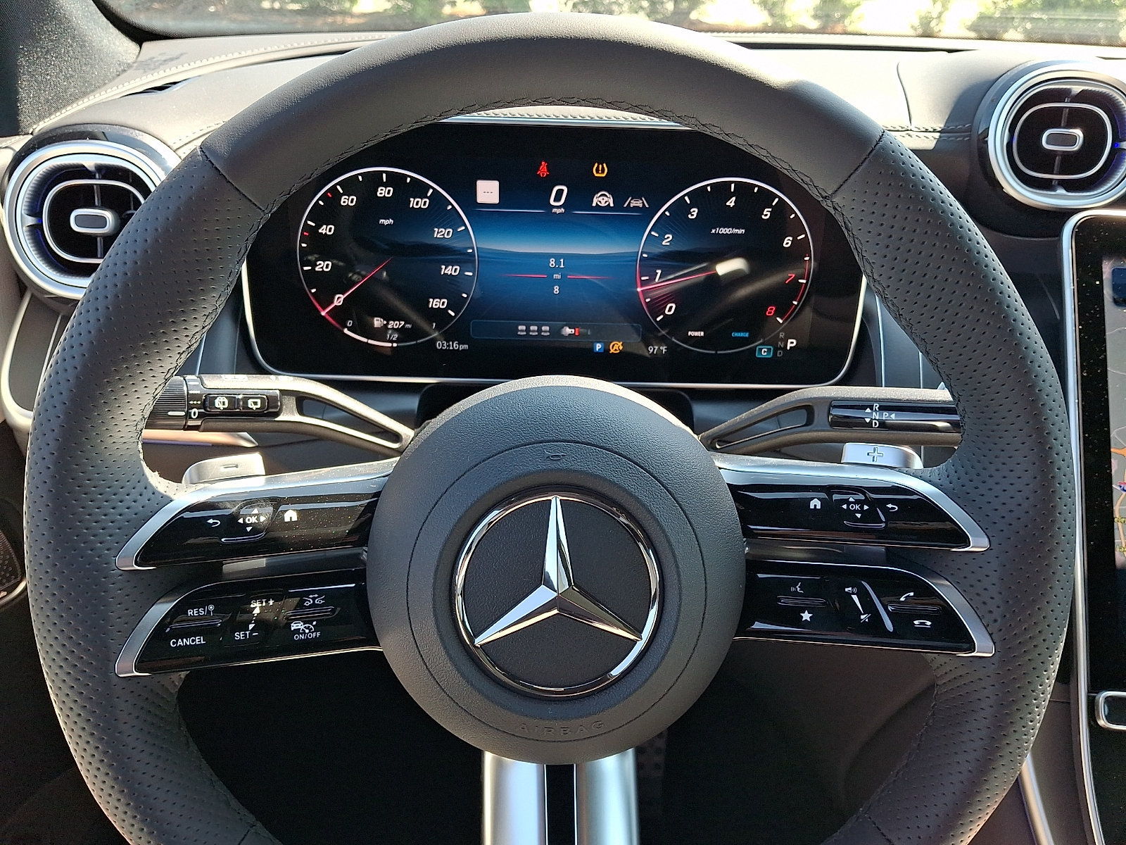 New 2026 Mercedes-Benz GLC 300 4MATIC image 14