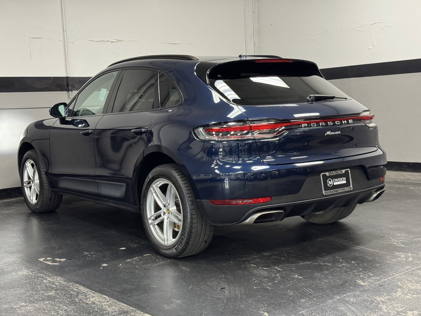 Used 2019 Porsche Macan Base image 10