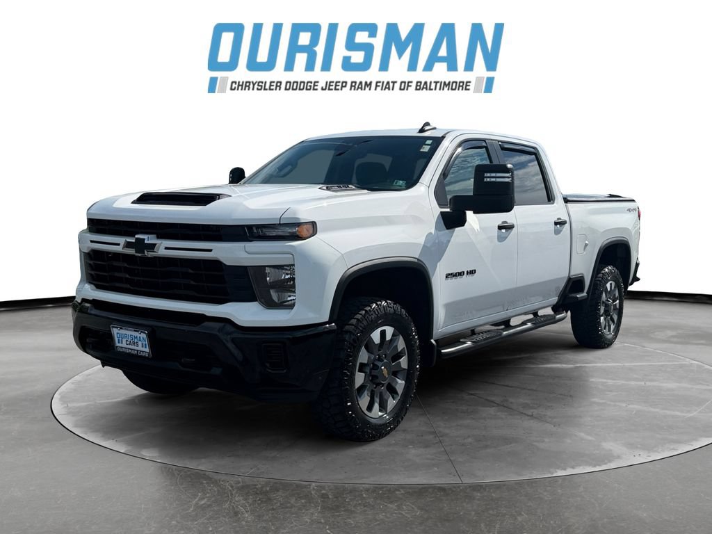 Used 2024 Chevrolet Silverado 2500 Custom w/ Custom Convenience Package AWD/4WD image 2