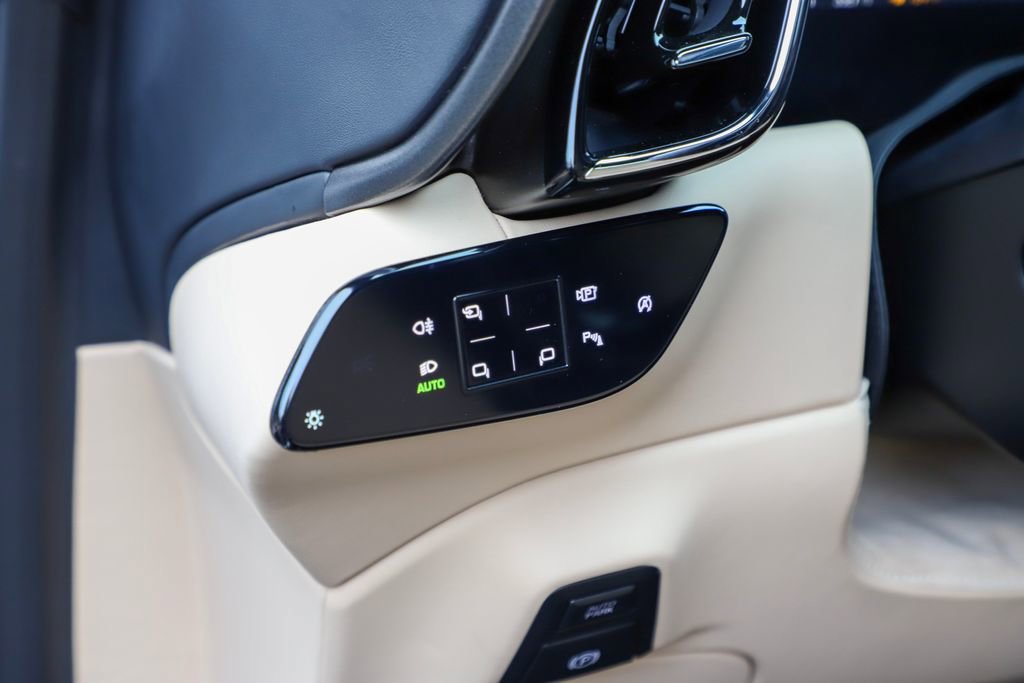 Certified 2023 Ferrari Roma image 29