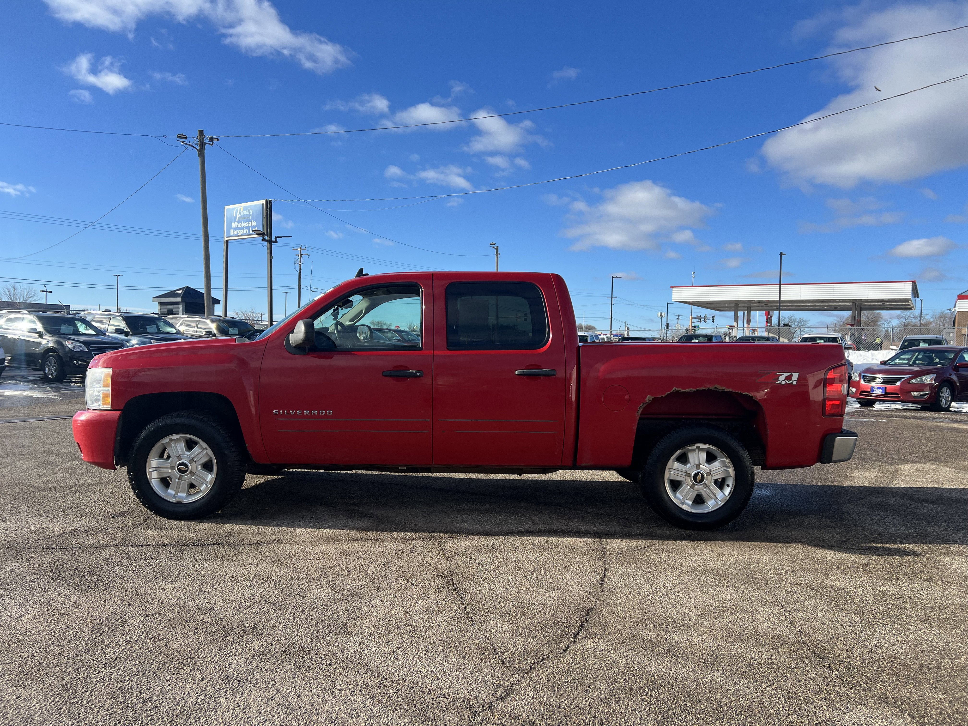 Used 2011 Chevrolet Silverado 1500 LT w/ All-Star Edition image 4