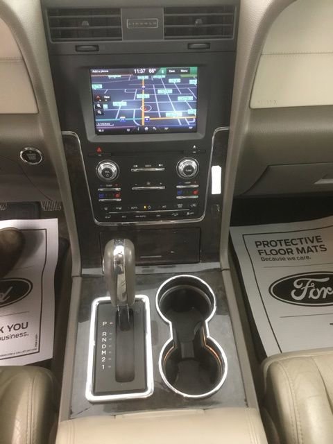 Used 2015 Lincoln Navigator L 4WD image 35