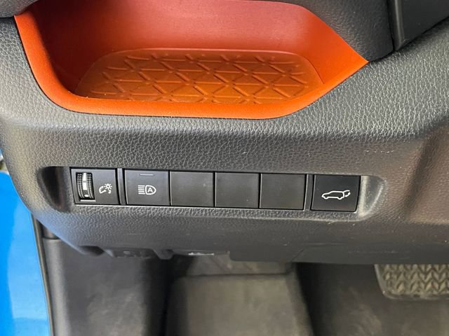 Used 2019 Toyota RAV4 Adventure AWD/4WD image 10