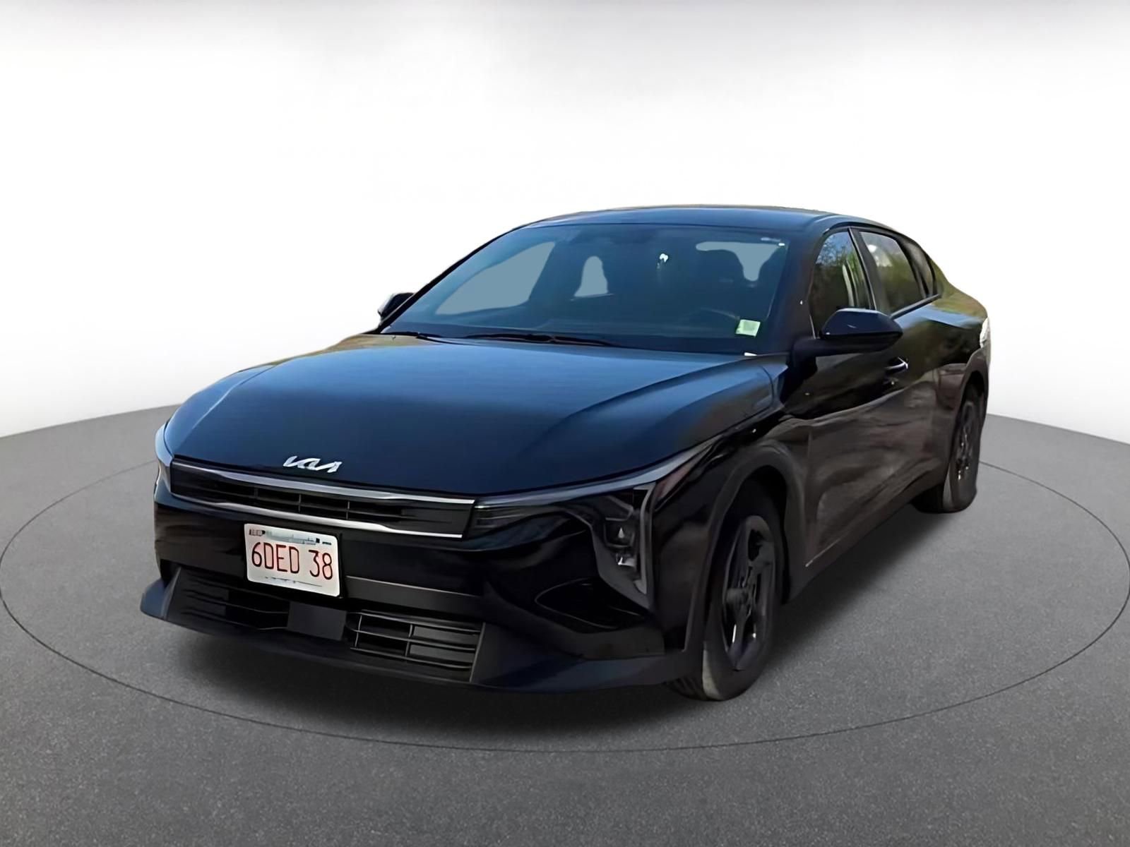 Used 2025 Kia K4 FWD image 3