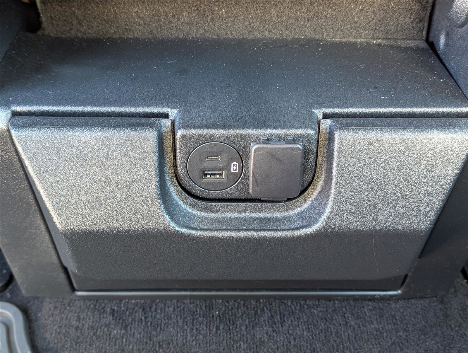 Used 2021 Ford F150 XL w/ Trailer Tow Package image 14