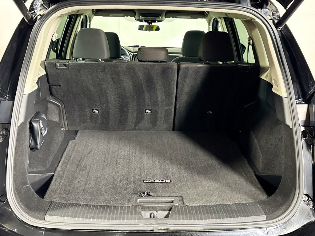 Used 2024 Nissan Rogue SV image 20