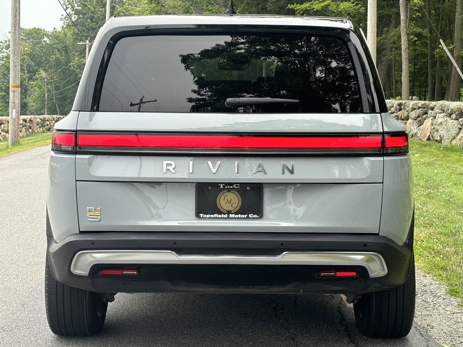 Used 2022 Rivian R1S Launch Edition AWD/4WD image 16