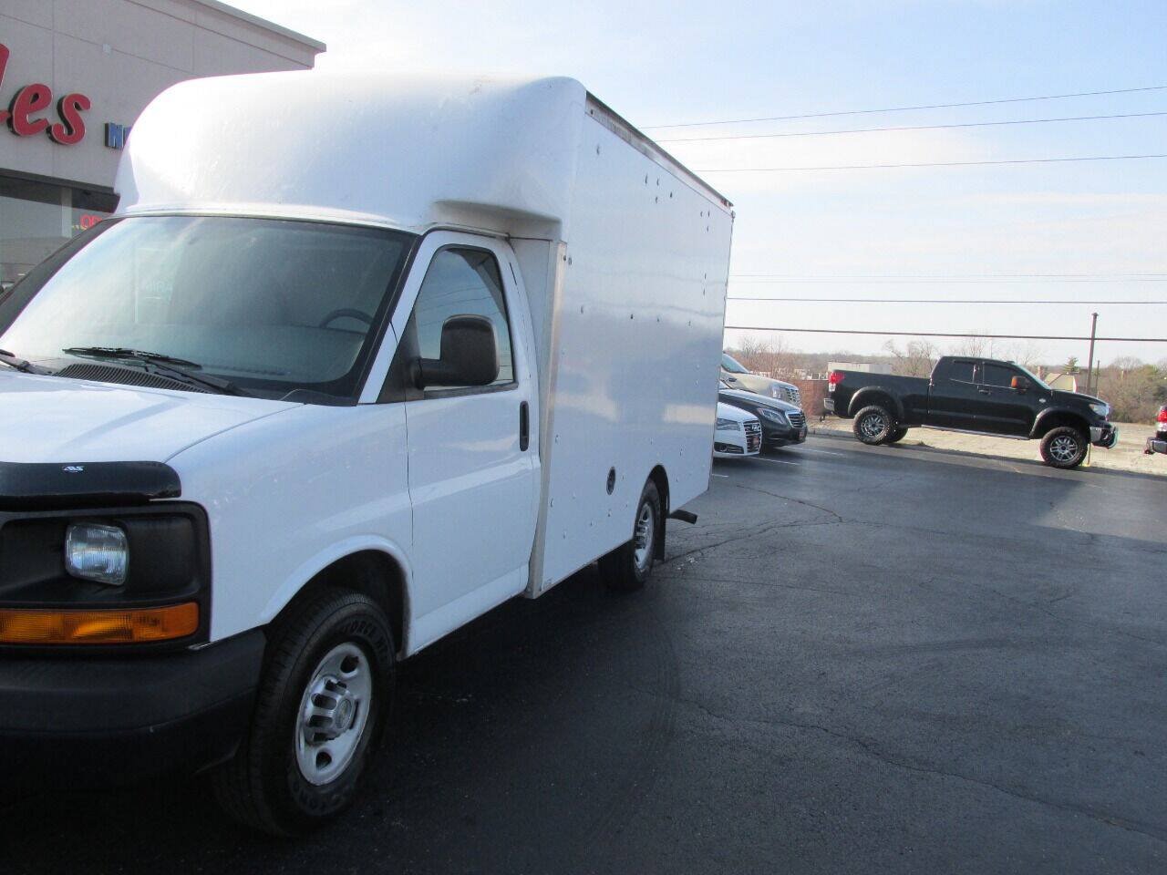 Used 2014 Chevrolet Express 3500 RWD image 33