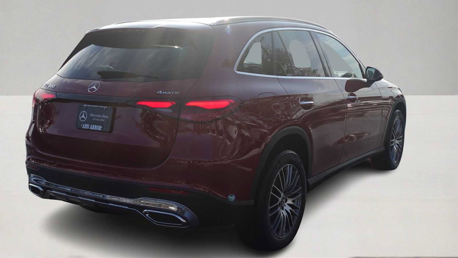 Used 2026 Mercedes-Benz GLC 300 4MATIC image 5