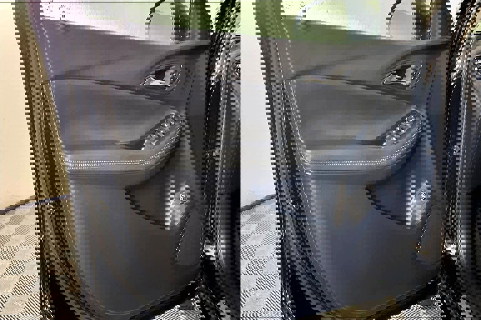 Certified 2023 Buick Encore GX Select w/ Experience Buick Package image 21