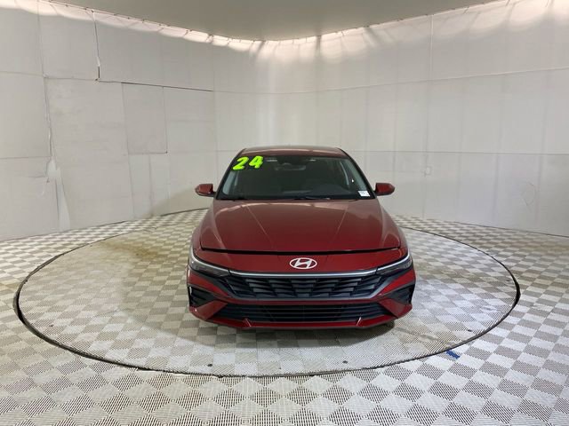 Used 2024 Hyundai Elantra SEL FWD image 21