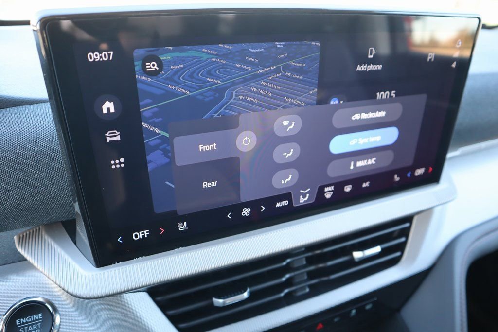 New 2026 Ford Explorer Active w/ Active Comfort Package image 7