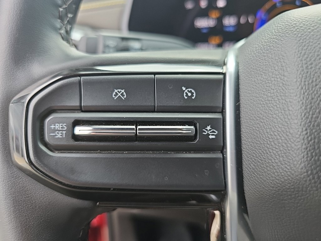 Used 2024 Chevrolet Colorado ZR2 AWD/4WD image 36