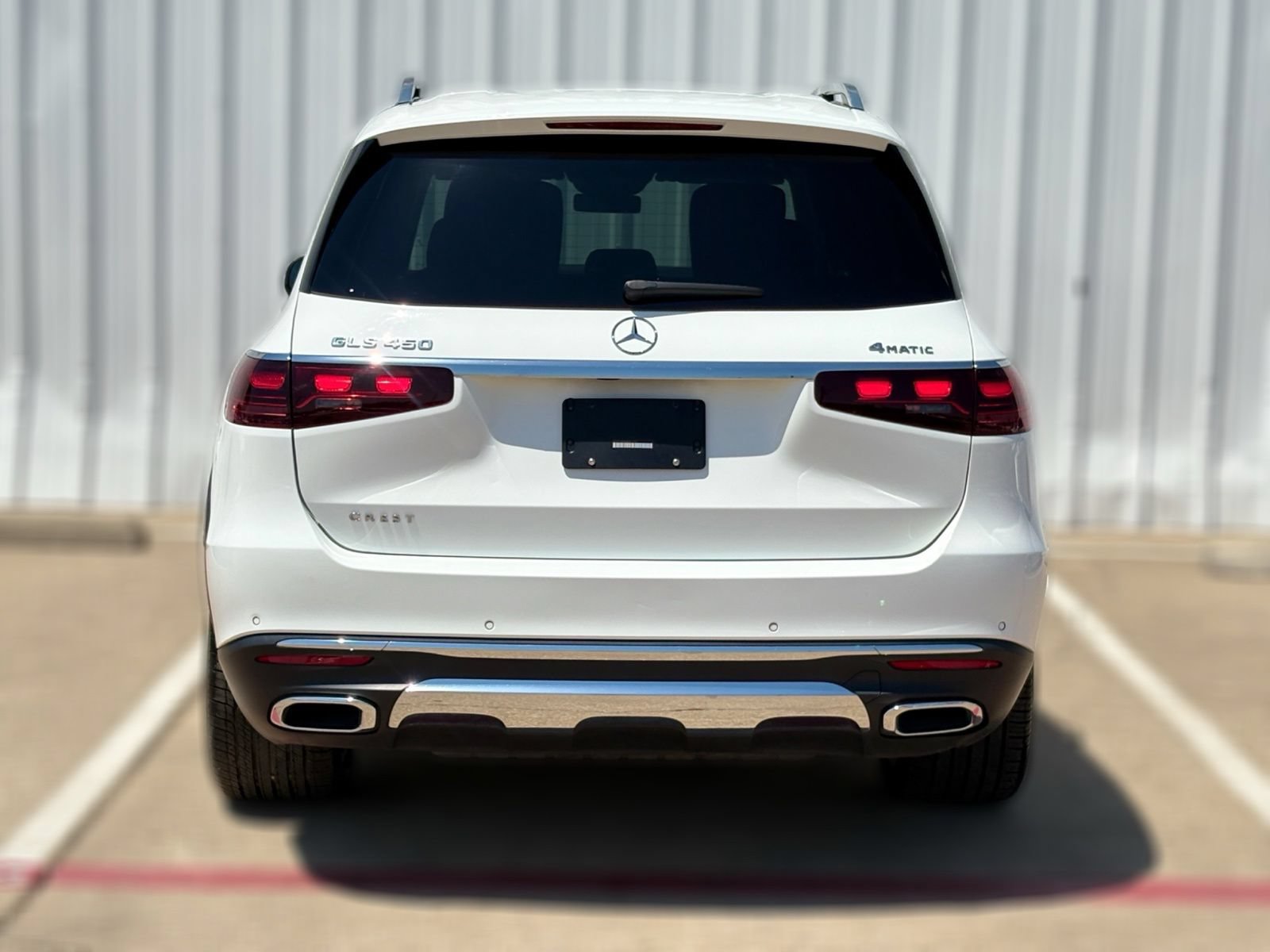 Used 2024 Mercedes-Benz GLS 450 4MATIC image 8