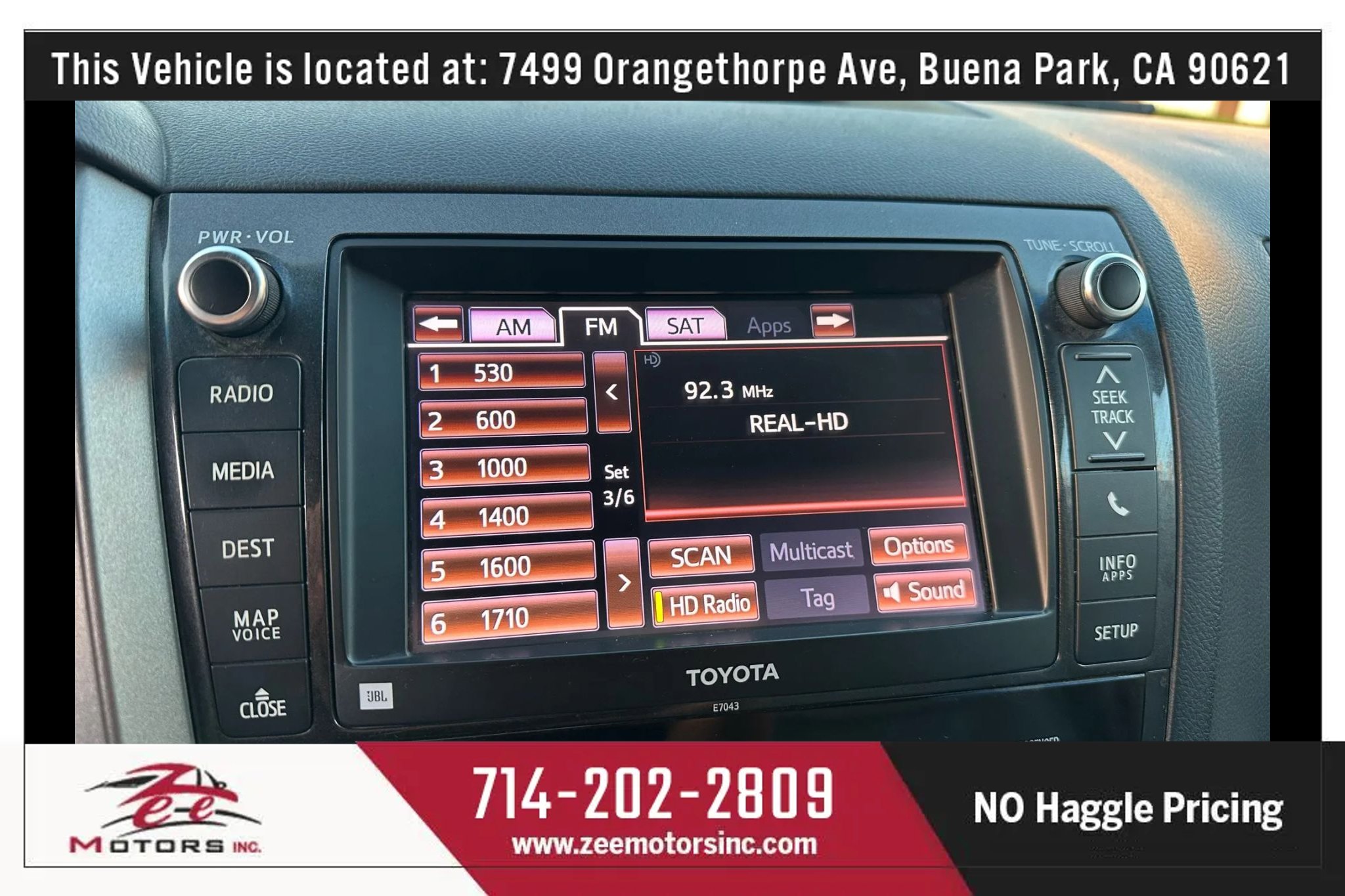 Used 2013 Toyota Sequoia Platinum RWD image 28