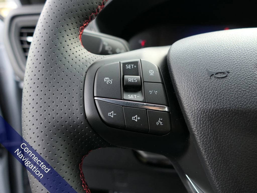 Used 2025 Ford Escape ST-Line w/ Equipment Group 301A image 16