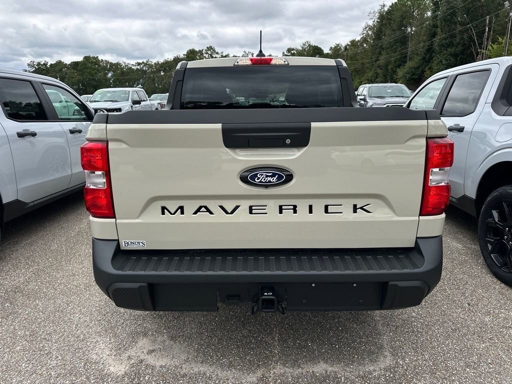 New 2025 Ford Maverick XLT FWD image 12