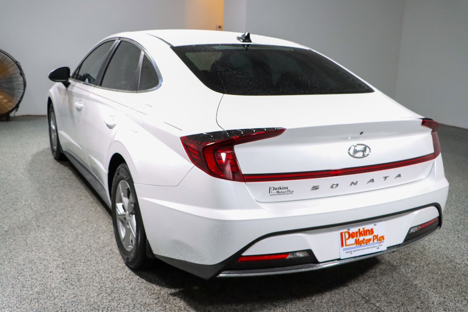 Used 2023 Hyundai Sonata SE FWD image 9