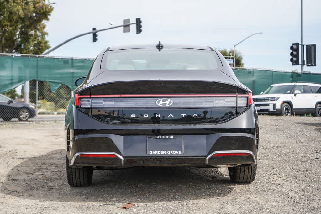 New 2026 Hyundai Sonata SEL FWD image 5