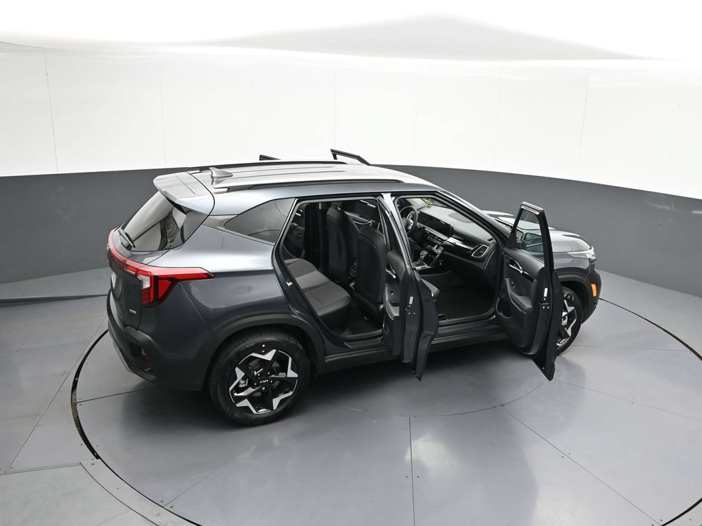 New 2026 Kia Seltos S AWD/4WD image 44