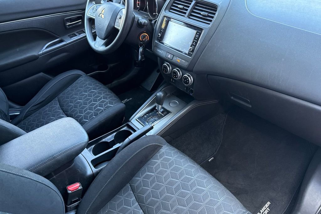 Used 2022 Mitsubishi Outlander Sport ES image 16