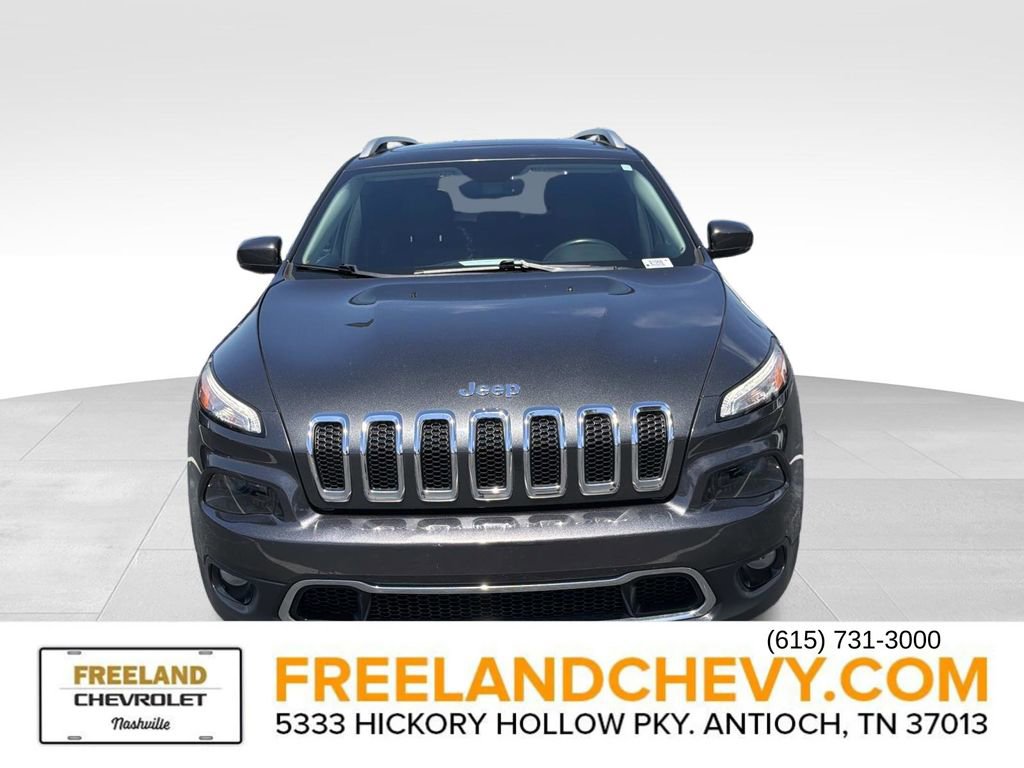 Used 2016 Jeep Cherokee Limited w/ Luxury Group FWD image 9