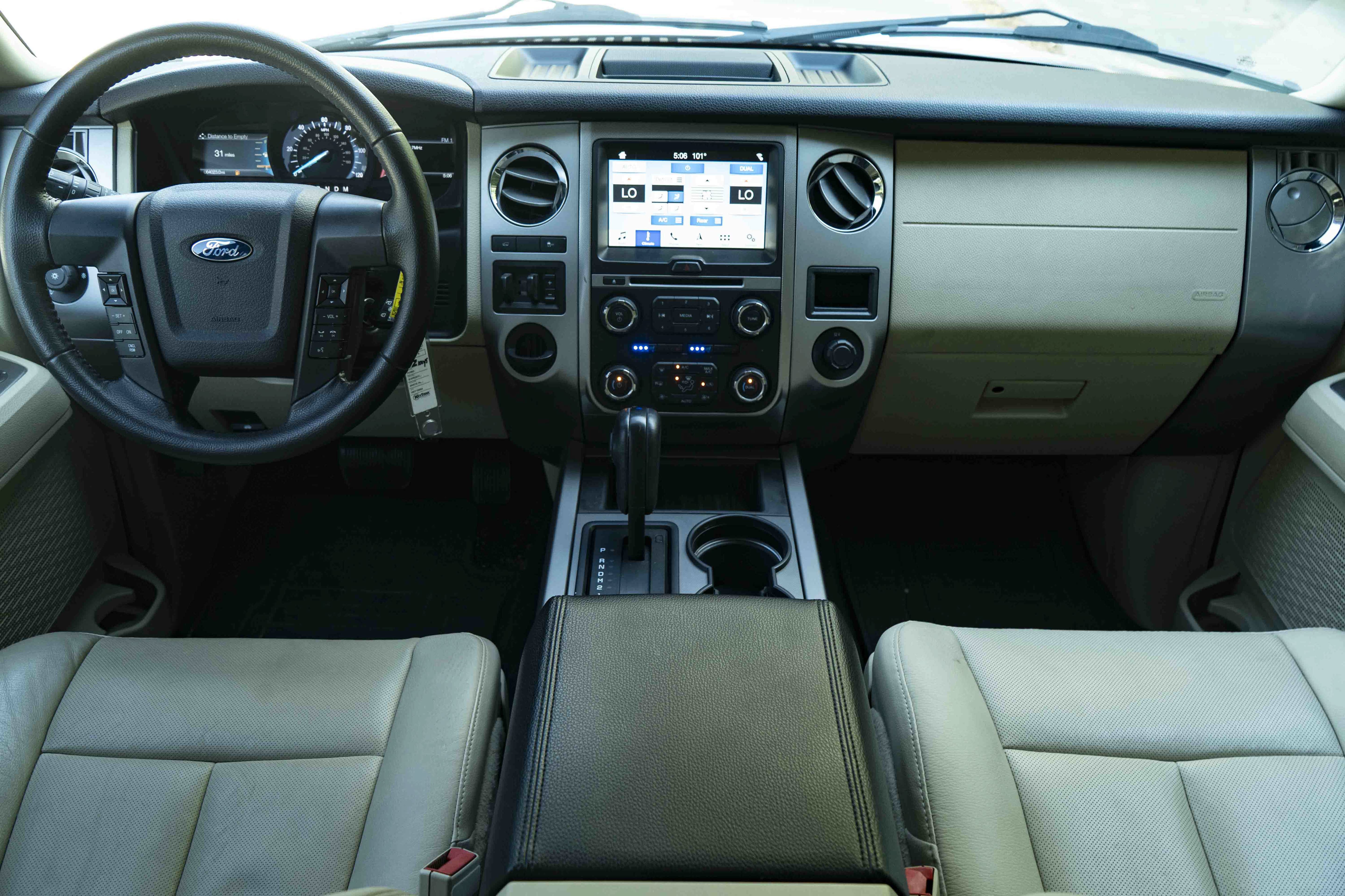 Used 2016 Ford Expedition EL XLT w/ Equipment Group 202A RWD image 25
