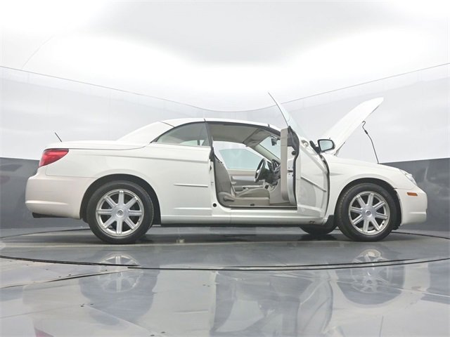 Used 2008 Chrysler Sebring Touring w/ Special Touring Group image 54