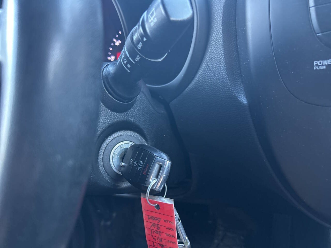 Used 2017 Kia Soul + FWD image 25