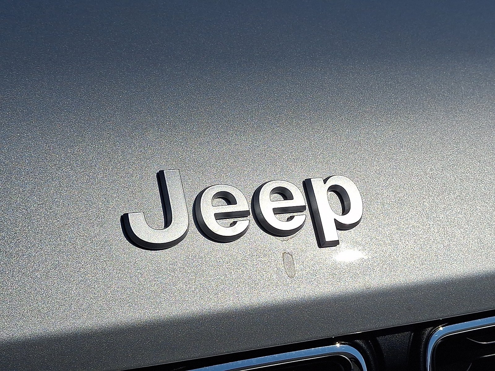 New 2025 Jeep Grand Cherokee Laredo X w/ Luxury Tech Group I AWD/4WD image 23