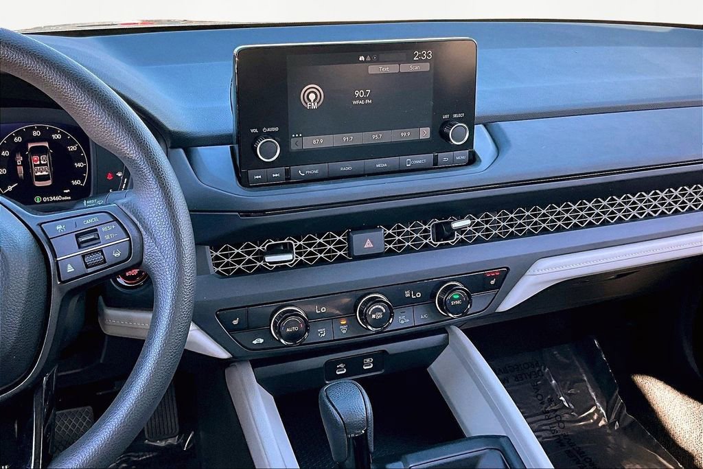 Used 2024 Honda Accord EX image 10